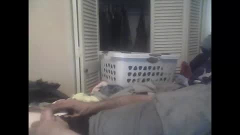 Snapshot of easye4015 chatting on November 2025 02:24:02 PM Easye online show from November 2025 02:24:02 PM