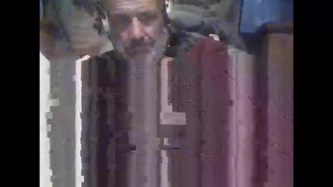 Snapshot of easye4015 chatting on November 2025 01:44:02 PM Easye online show from November 2025 01:44:02 PM