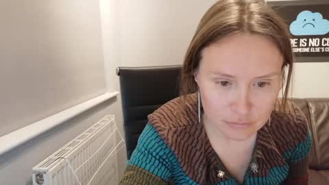 Nadia Ferreira  online show from April 2026 07:55:01 PM