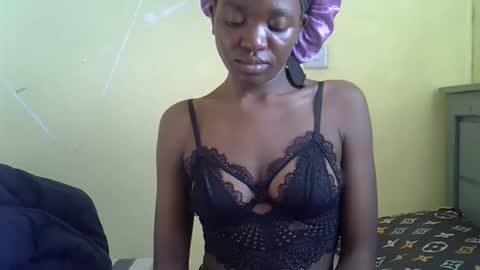 Snapshot of eboniana chatting on May 2026 05:14:02 AM eboniana online show from May 2026 05:14:02 AM