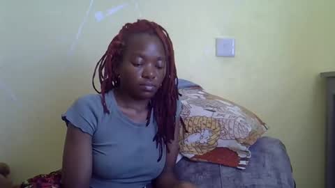 Snapshot of eboniana chatting on May 2026 08:41:01 AM eboniana online show from May 2026 08:41:01 AM