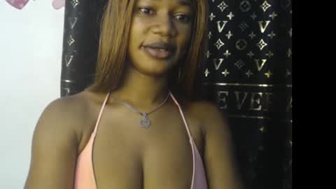 queen online show from October 2025 06:03:02 AM