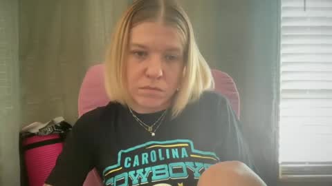 Snapshot of ebony8ivory chatting on June 2026 04:33:01 PM americnbarbie online show from June 2026 04:33:01 PM