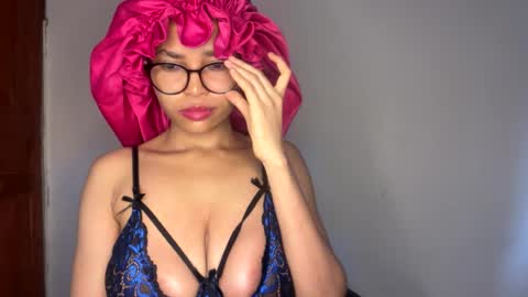 Snapshot of ebony_badgurl chatting on August 2026 02:19:01 PM Ebony badgurl online show from August 2026 02:19:01 PM