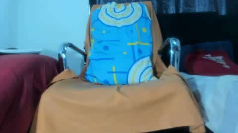 Snapshot of ebony_cristal1 chatting on August 2026 12:18:02 PM Cristal Ebony online show from August 2026 12:18:02 PM