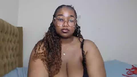 Snapshot of ebony_doll5 chatting on July 2026 02:09:01 AM ebony_doll5 online show from July 2026 02:09:01 AM