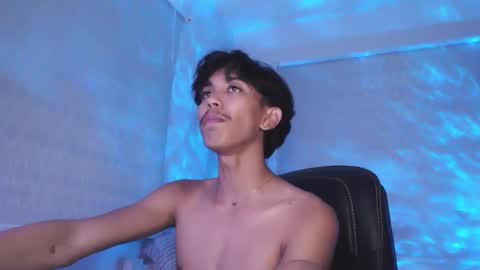 ebony_fuckboy online show from October 2025 04:41:01 PM