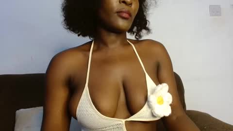 ebony online show from October 2025 07:22:01 PM