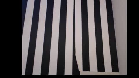 Ella online show from November 2025 12:44:01 AM