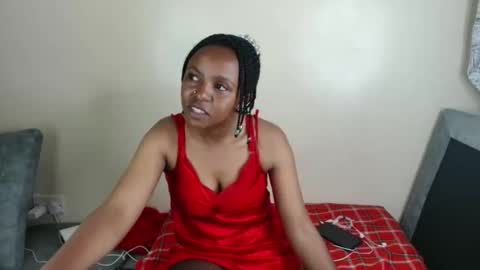 Snapshot of ebony_sluttt chatting on October 2025 07:01:02 AM ebony_sluttt online show from October 2025 07:01:02 AM