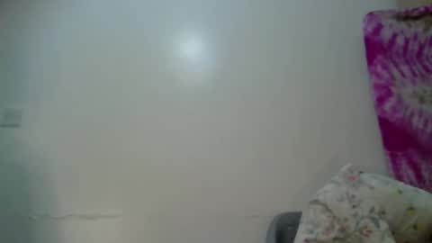 Snapshot of ebonyboutilicious chatting on February 2026 08:07:01 PM Loreina online show from February 2026 08:07:01 PM