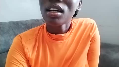 Ebony Melanie online show from March 2025 12:20:01 PM