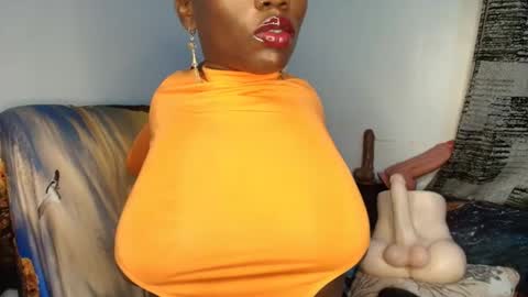 Ebony Melanie online show from February 2026 11:17:01 PM