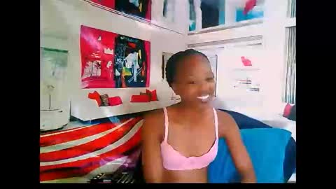 Snapshot of ebonycreamy69 chatting on December 2024 06:01:02 AM Nova online show from December 2024 06:01:02 AM