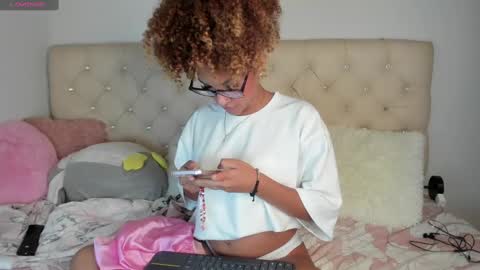 Queen Ebony online show from March 2025 09:05:02 PM