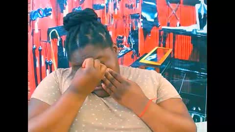 ebonyhotbuns4u2luv online show from November 2025 09:26:02 AM