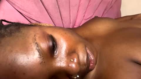 Snapshot of ebonykissxx chatting on April 2026 08:50:02 PM ebonykissxx online show from April 2026 08:50:02 PM
