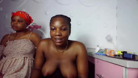 Snapshot of ebonykissxx chatting on June 2026 05:49:02 PM ebonykissxx online show from June 2026 05:49:02 PM