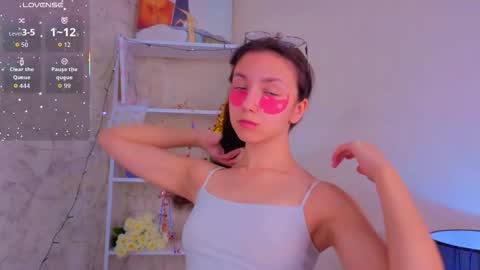 Milly online show from December 2025 03:12:02 AM