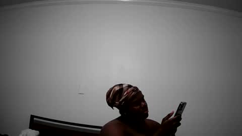 MistressNubian1 online show from December 2024 06:10:02 AM