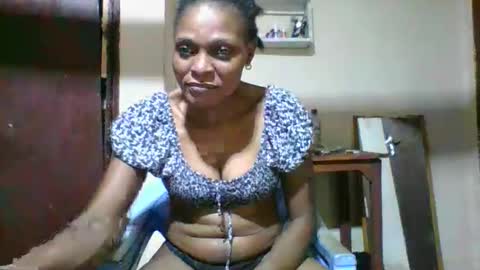 Snapshot of ebonyqueen4 chatting on April 2026 08:02:02 AM JACKLINE online show from April 2026 08:02:02 AM