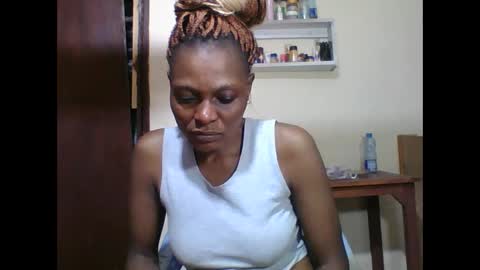 Snapshot of ebonyqueen4 chatting on June 2026 06:52:02 AM JACKLINE online show from June 2026 06:52:02 AM