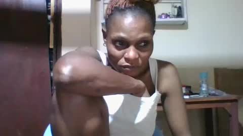 Snapshot of ebonyqueen4 chatting on June 2026 06:37:02 AM JACKLINE online show from June 2026 06:37:02 AM