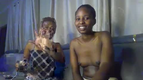 ecstasyxoxo online show from March 2026 06:58:01 PM