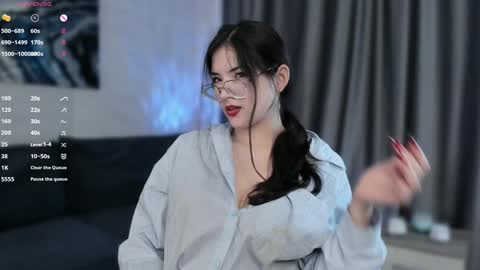 Viola online show from January 2025 01:06:02 PM