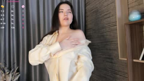 Viola online show from February 2025 01:21:02 PM