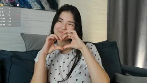 Viola online show from February 2025 07:30:02 PM