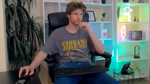 Snapshot of eddie_baker chatting on July 2026 03:25:02 AM eddie_baker online show from July 2026 03:25:02 AM