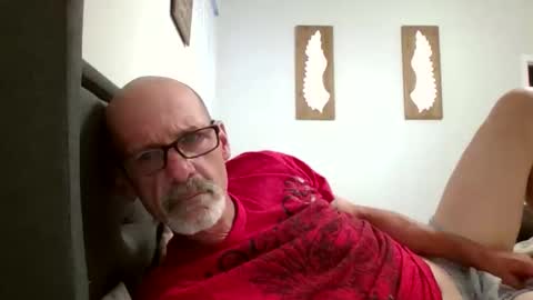 eddiee1068 online show from April 2026 11:40:02 PM