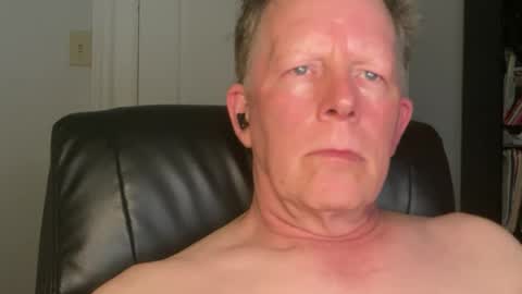 Snapshot of eddygl1968 chatting on June 2026 02:23:02 AM Eddy online show from June 2026 02:23:02 AM