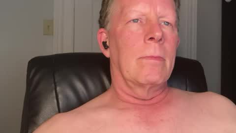 Snapshot of eddygl1968 chatting on July 2026 02:18:01 AM Eddy online show from July 2026 02:18:01 AM