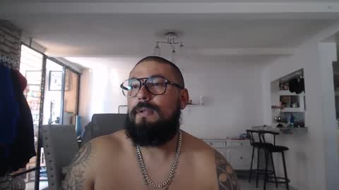 Snapshot of edgarram83 chatting on March 2025 06:44:01 PM edgarram83 online show from March 2025 06:44:01 PM