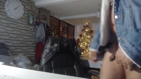 edgarram83 online show from December 2025 02:07:02 AM