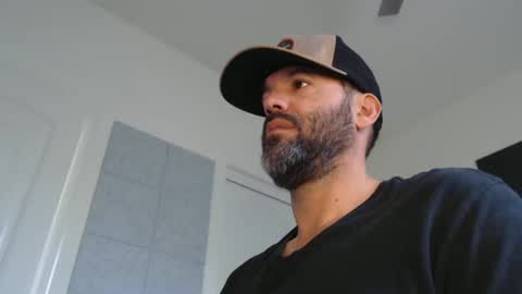 Snapshot of edge_masters chatting on February 2025 07:17:02 PM EdgeM online show from February 2025 07:17:02 PM