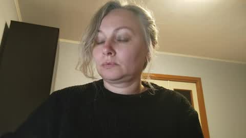 edithmanning online show from May 2026 05:50:02 PM