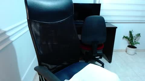 Snapshot of eduard_amun chatting on May 2026 07:10:02 PM eduard_amun online show from May 2026 07:10:02 PM