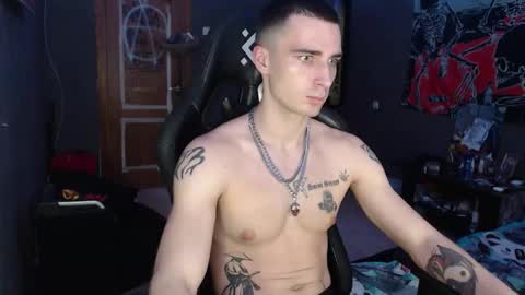 Eduar online show from December 2025 06:58:01 PM