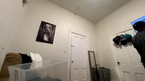 edvmendez1766 online show from April 2026 09:47:01 AM