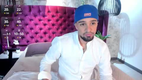 Eduardo online show from November 2025 03:23:02 AM