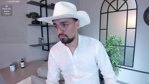 Eduardo online show from March 2026 03:56:01 AM
