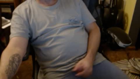 edwardaims_2please online show from September 2025 03:10:02 AM