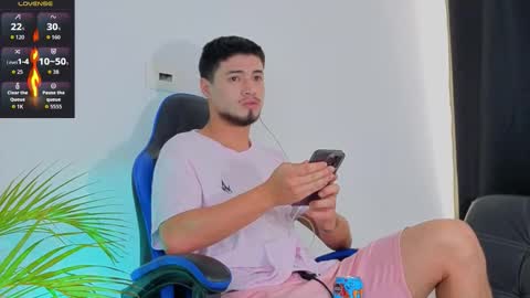 Edward Ross online show from December 2025 08:28:02 PM