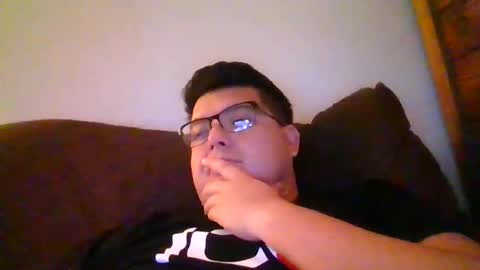 Snapshot of edwins777 chatting on April 2026 05:10:02 AM Nicky789 online show from April 2026 05:10:02 AM