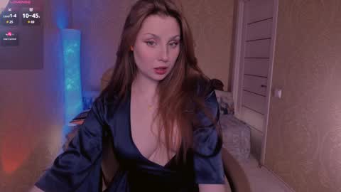 eesmaaarr online show from January 2025 09:41:02 PM