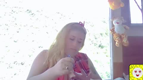 Snapshot of effata chatting on October 2025 07:12:02 PM effata online show from October 2025 07:12:02 PM