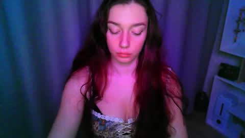 effie_balconii online show from November 2025 02:06:01 PM